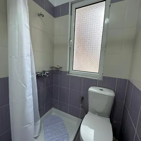 B&s Lägenhet Sarandë