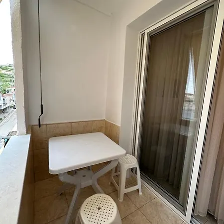 B&s Lägenhet Sarandë